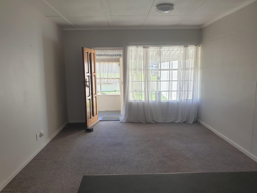 1 Bedroom Property for Sale in Mount Pleasant Eastern Cape